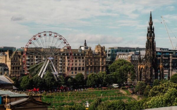 Viena ryškiausių „Fringe 2026“ festivalio naujovių taps teatras, kuriame temperatūra sieks 90 laipsnių