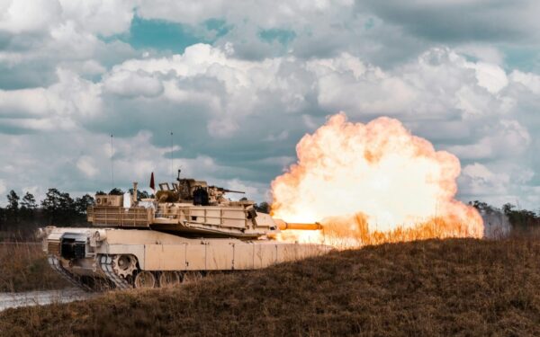 Elitinėse tankų varžybose JAV lenkų tankistai pranoko lūkesčius: įgulos pasirengimas sulaukė pagyrų