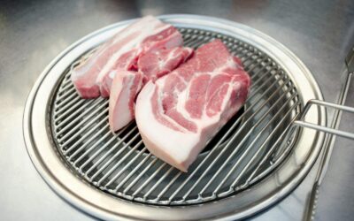 Kiaulienos sprandinė gali nustebinti: trys marinatai, kurie pakeis grilį ir pietus
