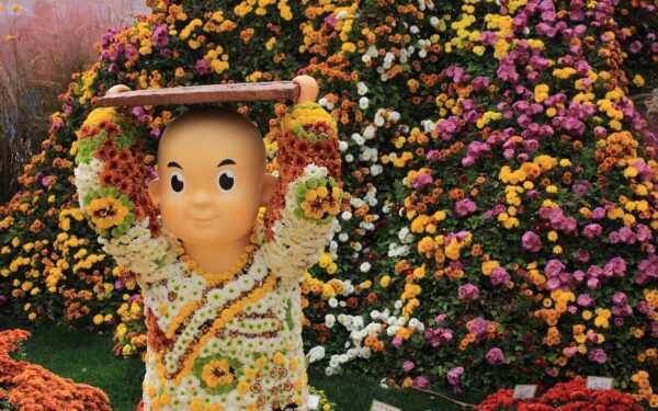 Seule įvyko Pasaulį nustebinus neįprasta ceremonija: dalyvavo humanoidas robotas Gabi
