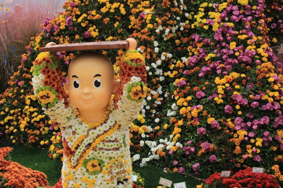 Seule įvyko Pasaulį nustebinus neįprasta ceremonija: dalyvavo humanoidas robotas Gabi