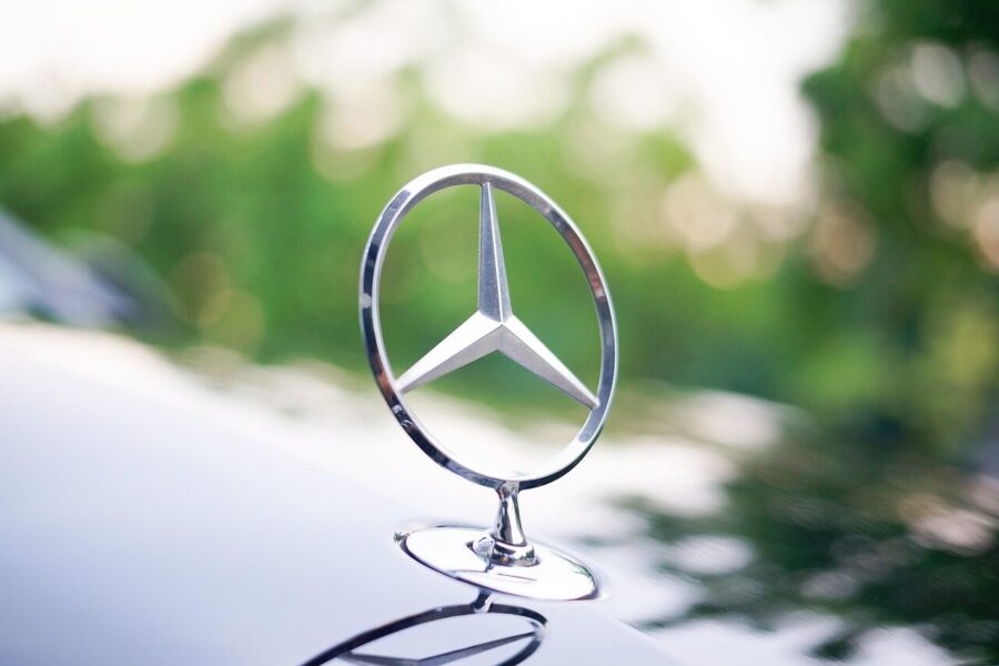Automobilių gamintojai vis dažniau minimi gynybos sektoriuje: „Mercedes-Benz“ tai patvirtino