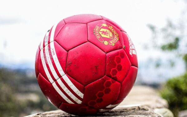 „EA Sports FC 27“ nutekinimai atskleidė galimą staigmeną: gerbėjai prisiminė Alexą Hunterį