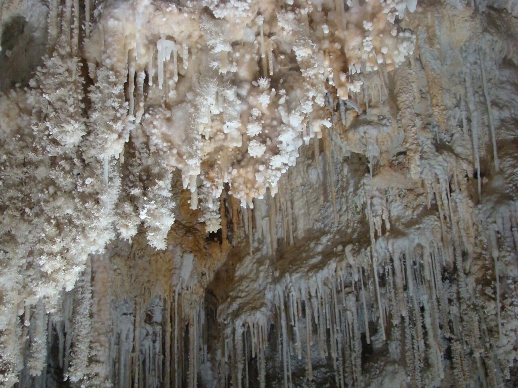 Stalagmitai. Pixabay nuotr.
