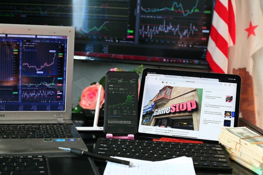 „eBay“ vadovybė atmetė ambicingą „GameStop“ planą: kalbama apie finansines rizikas