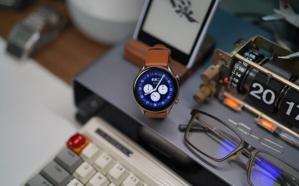 „Samsung“ pristatė naują funkciją: „Galaxy Watch“ netrukus galės reguliuoti kambario temperatūrą jums miegant
