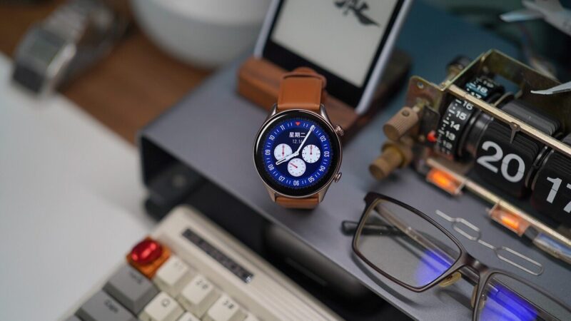 „Samsung“ pristatė naują funkciją: „Galaxy Watch“ netrukus galės reguliuoti kambario temperatūrą jums miegant