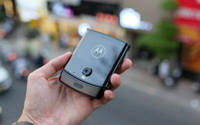„Motorola“ atsidūrė dėmesio centre: telefonai gali pelnytis iš jūsų „Amazon“ paspaudimų