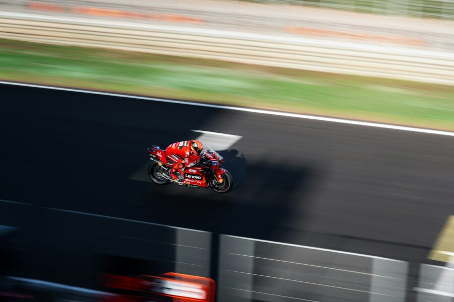 „MotoGP 26“ testai atskleidė nemalonią tiesą: ne visose platformose žaidimas vienodas