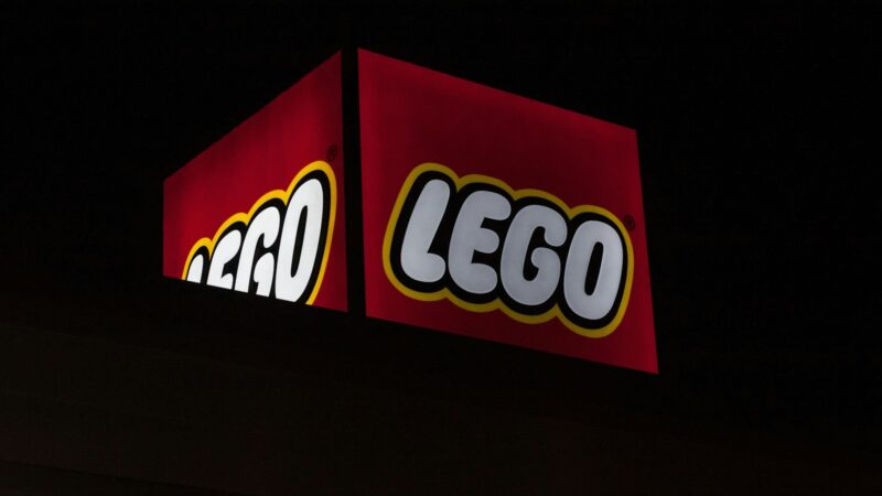 „Lego“ parodė, kaip atrodo gera rinkodara: gestas Davidui Attenborough sujaudino žmones