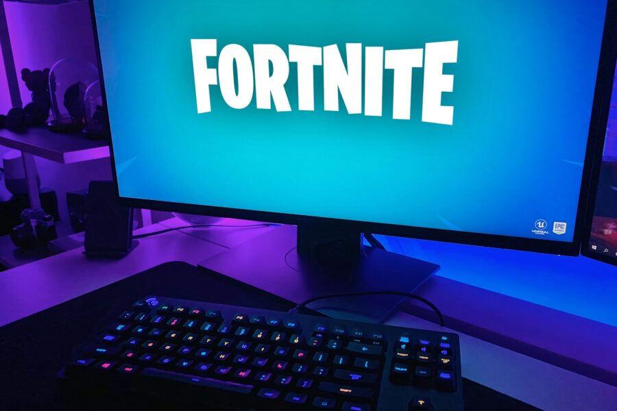 „Epic Games“ pateko į skandalą: viena detalė „Fortnite“ reklamoje iškart išdavė galimą DI