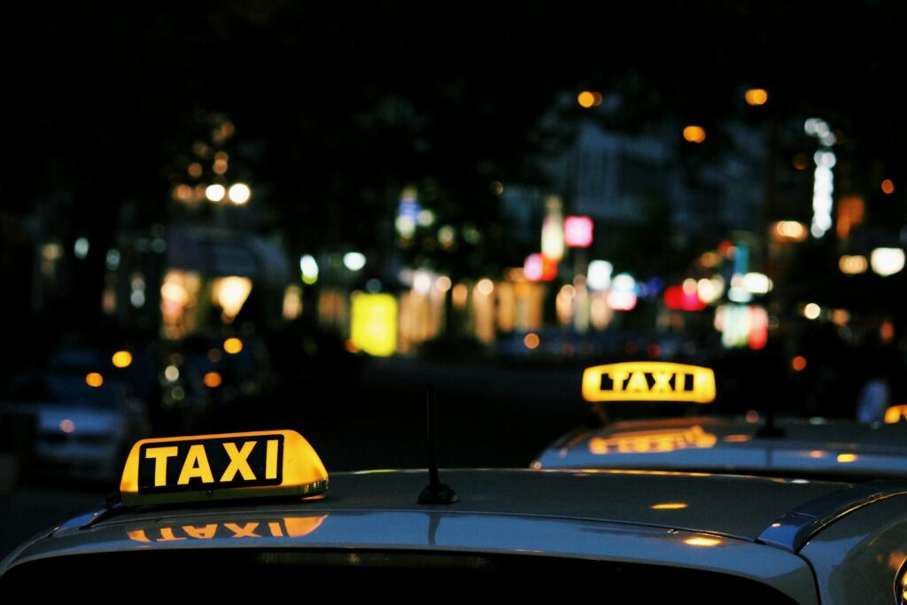 Taksi. Unsplash nuotr.