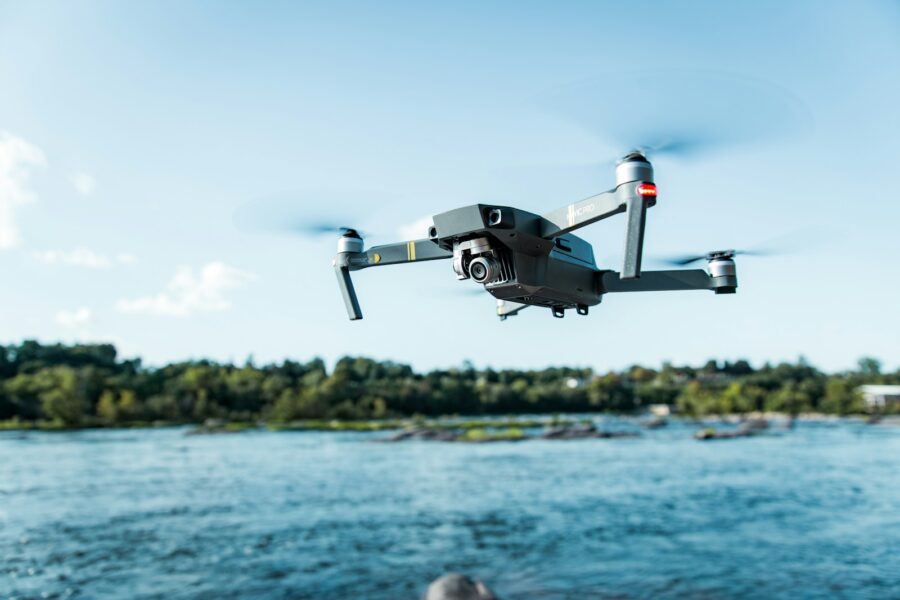 Dronas. Unsplash nuotr.