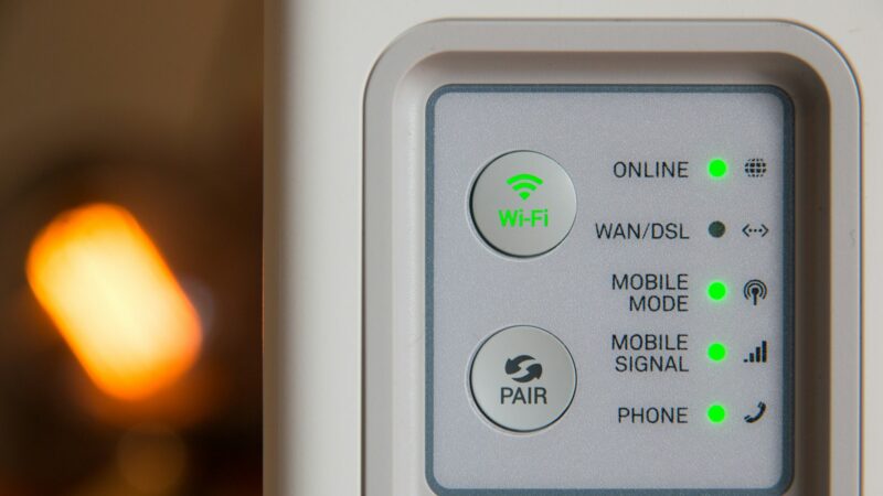 Wi-Fi namuose stringa ne be priežasties: kaltas gali būti vienas daiktas šalia maršrutizatoriaus