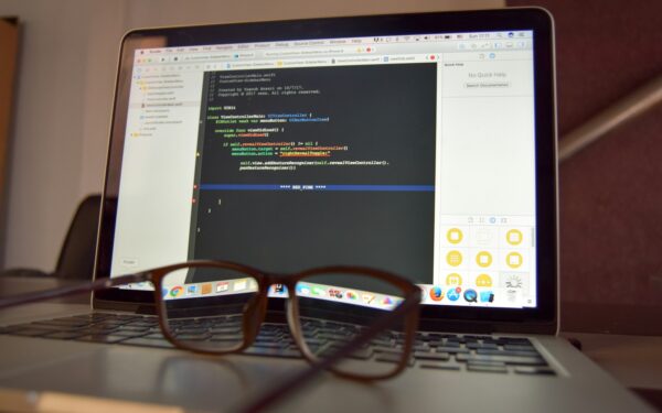 Startuolis „Redpine“ plečiasi: dėmesys licencijuotiems duomenims dirbtinio intelekto agentams