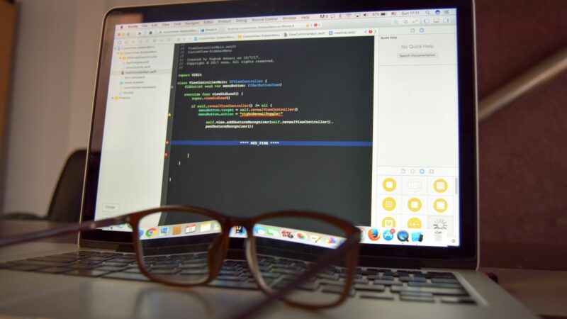 Startuolis „Redpine“ plečiasi: dėmesys licencijuotiems duomenims dirbtinio intelekto agentams