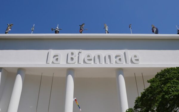 Venecijos bienalėje debiutuojantis Kataras siunčia aiškią žinutę apie kultūrą ir bendrystę