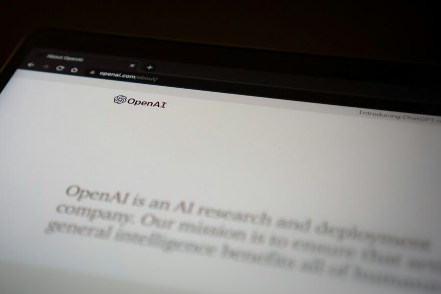 „OpenAI“ kuria naują padalinį: tikslas, kad dirbtinis intelektas veiktų realiuose procesuose