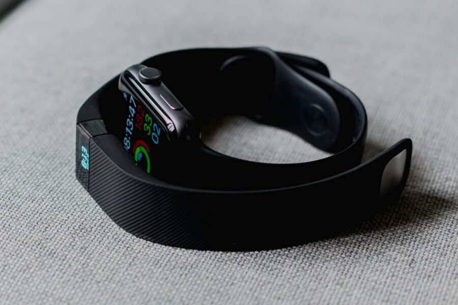 „Fitbit Air“ apyrankė. Unsplash nuotr.