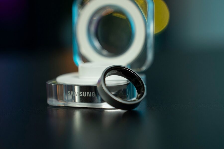 „Samsung“ Galaxy Ring žiedas. Unsplash nuotr.