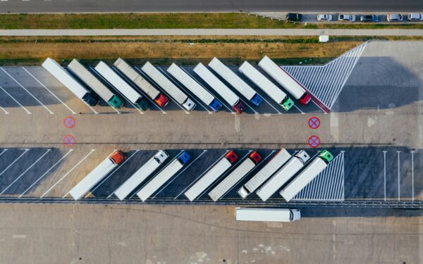 Lenkijos transporto sektoriuje skamba pavojaus signalai: įmonės užsidaro rekordiniu tempu
