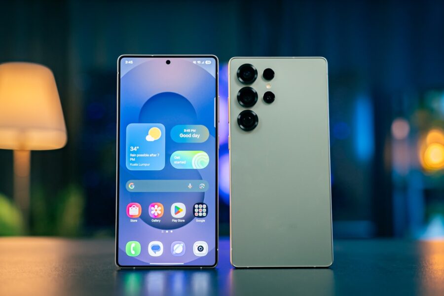 Po sėkmingo „Galaxy S26“ starto „Samsung“ susidūrė su problema: analitikai įvardijo jos priežastis