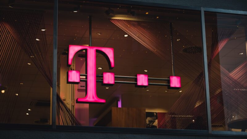 „T-Mobile“ kai kuriems klientams siūlo beveik nemokamą „Pixel 10“: štai kur slypi svarbiausia sąlyga