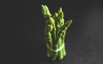 Vos keli ingredientai, o rezultatas primena restoraną: šparagų receptas, kurį verta išbandyti dabar