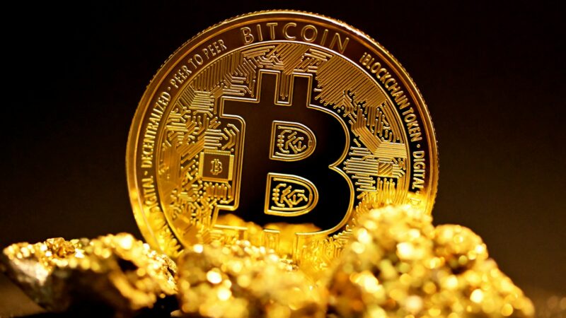 Bitcoin ETF neteko milijardų, tačiau institucinis susidomėjimas neišnyko