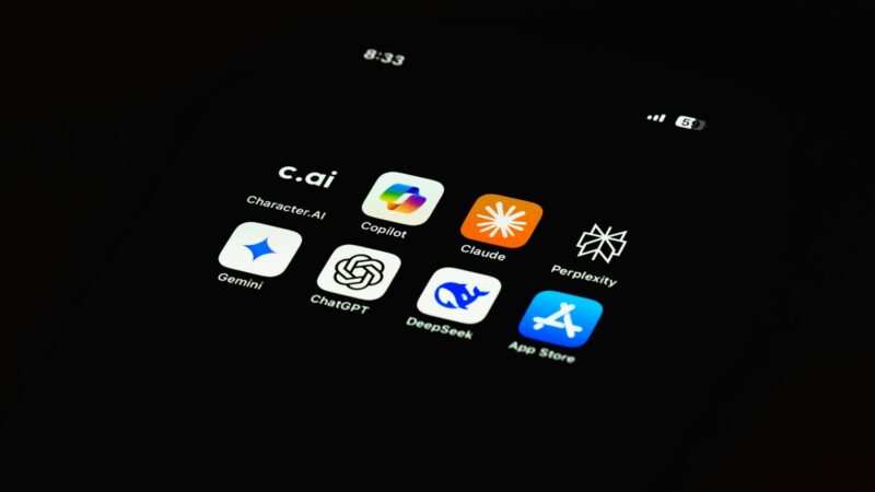 Naujos „Google“ DI funkcijos keis „Android“ naudojimą: pirmieji jas gaus „Pixel“ ir „Samsung“