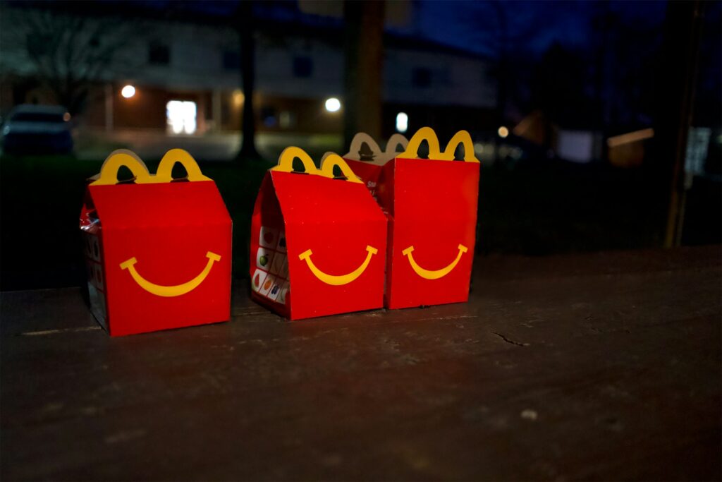„Happy Meal“ rinkiniai. Unsplash nuotr.