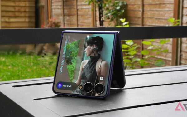 Ilgai laukta naujiena: Samsung Galaxy Z Flip 8 gali pagaliau išspręsti didžiausią sulenkiamų telefonų trūkumą