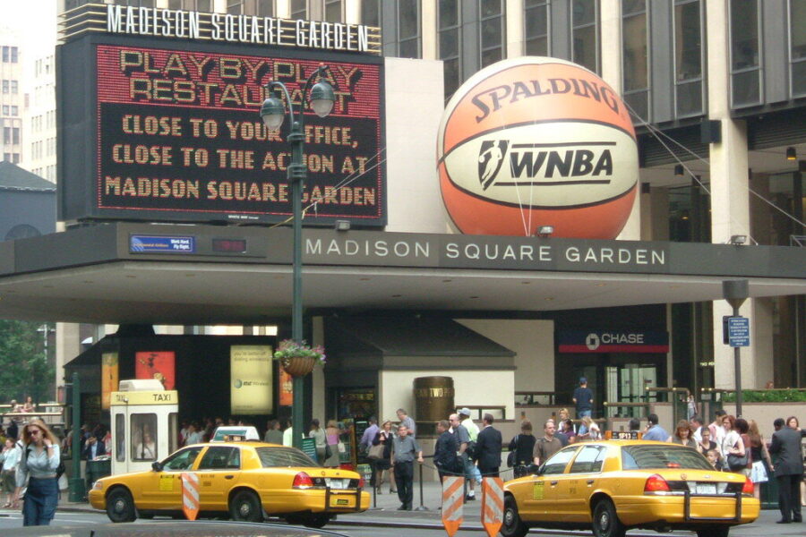 Sirgaliams teks apsišarvuoti kantrybe: dėl Trumpo vizito NBA finaluose laukia neįprasti ribojimai