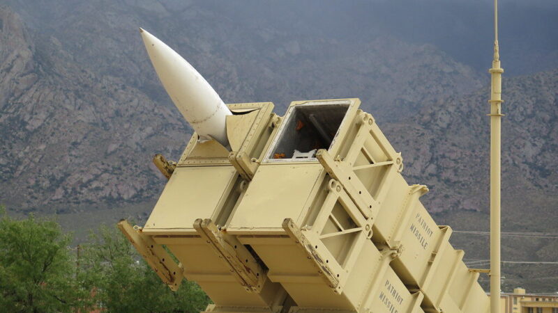 Sprendimas, kuris gali daug ką pakeisti: Ukraina prašo licencijos „Patriot“ raketoms
