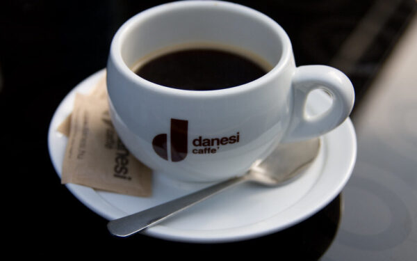 Ar žinote, kaip teisingai gerti espresso? Barista atskleidžia mažai kam žinomą taisyklę