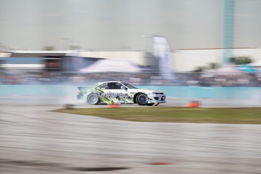 Laukimas baigėsi: kūrėjai atskleidė, kada „Japanese Drift Master“ atvers duris bendroms lenktynėms