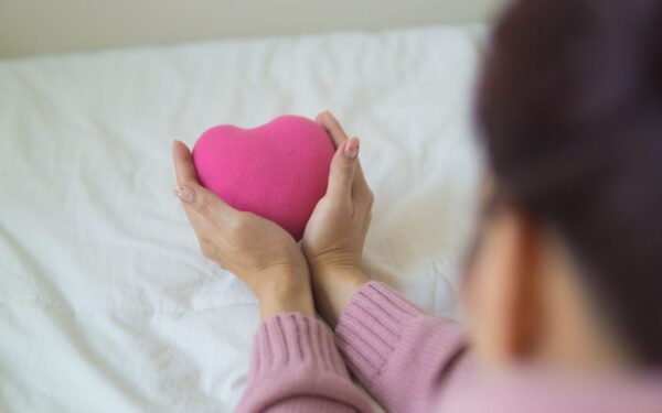 Medikai ragina neignoruoti ženklų: infarktai gali ištikti ir jaunesniems nei 50 metų žmonėms