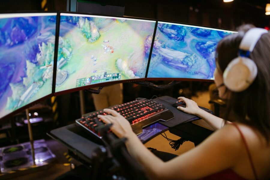 „League of Legends“ meta gali apsiversti aukštyn kojomis: „Riot“ keičia žaidimo balansą