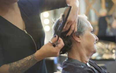 Kirpėjos kėdėje dažnai nusiviliate rezultatu? Prieš vizitą paruoškite vieną dalyką