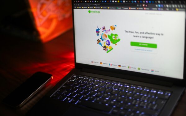 „Duolingo“ suteikė antrą šansą: kai kurie vartotojai susigrąžins savo prarastus rekordus