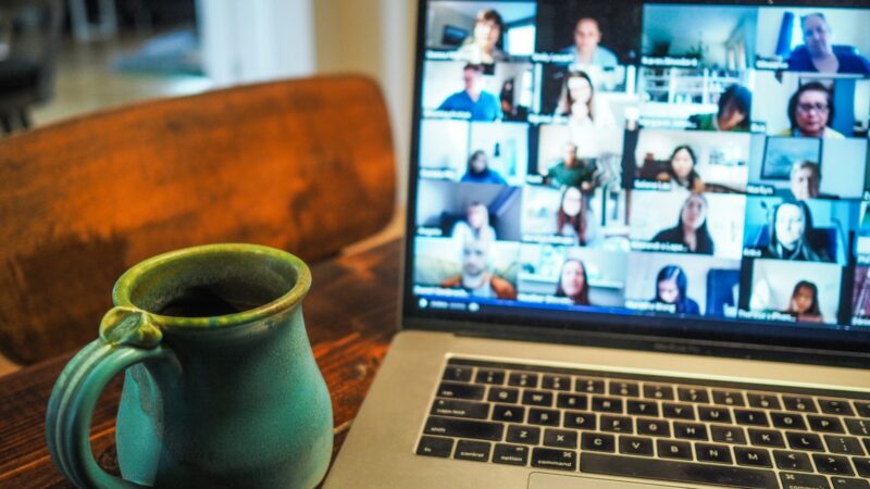 Švara ne visada padeda: netinkamai valydami internetinę kamerą galite sugadinti vaizdo kokybę